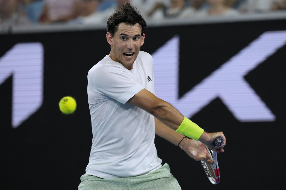 开云足球直播-温网鏖战年终总决赛，蒂姆点燃赛场